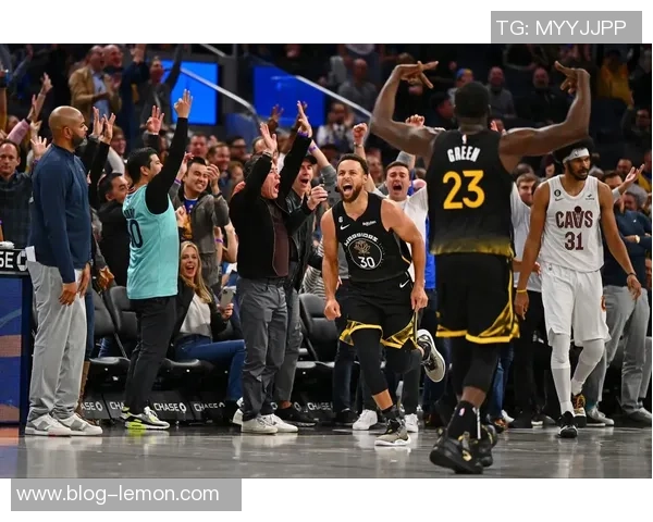 2018年NBA季后赛火箭对爵士第三场精彩回顾与赛后分析 2018年NBA季后赛火箭对爵士第三场精彩回顾与赛后分析