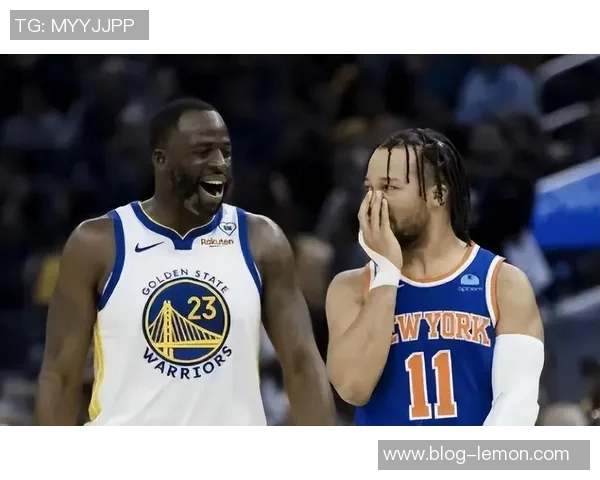 28日勇士与爵士激战正酣球迷期待精彩对决与精彩瞬间 28日勇士与爵士激战正酣球迷期待精彩对决与精彩瞬间