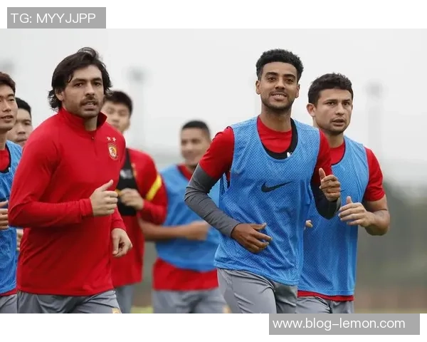 利物浦与哈德斯菲尔德精彩对决赛果揭晓引发球迷热议 利物浦与哈德斯菲尔德精彩对决赛果揭晓引发球迷热议